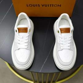 Picture of Louis Vuitton Shoes _SKULVsz38-45hnh036615542